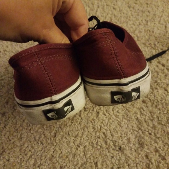 Vans - Picture 2 of 4